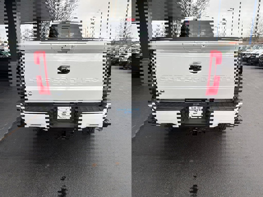 New 2026 Ford F350 Lariat w/ Black Appearance Package image 5