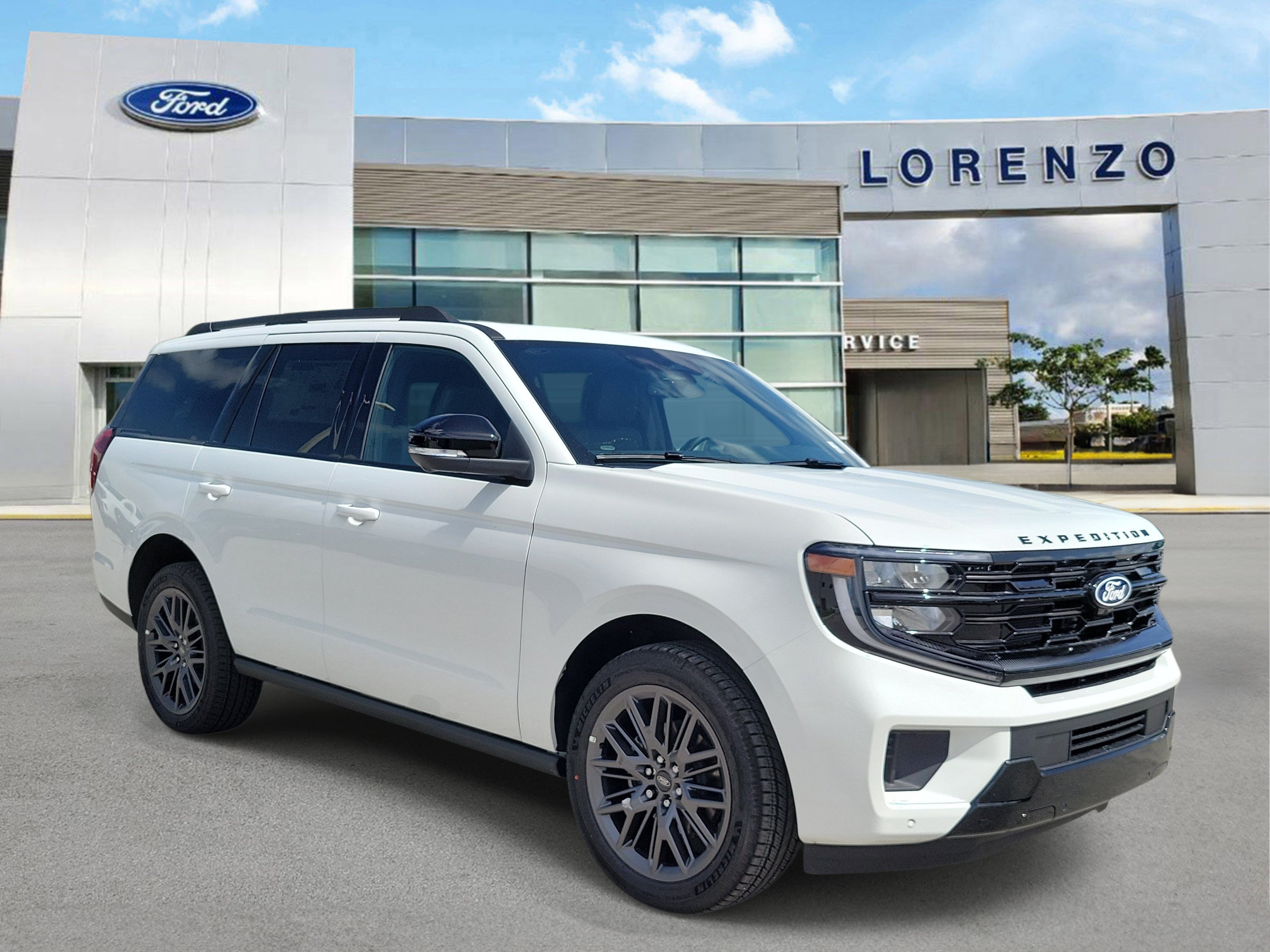 New 2027 Ford Expedition Platinum w/ Stealth Appearance Package RWD image 3