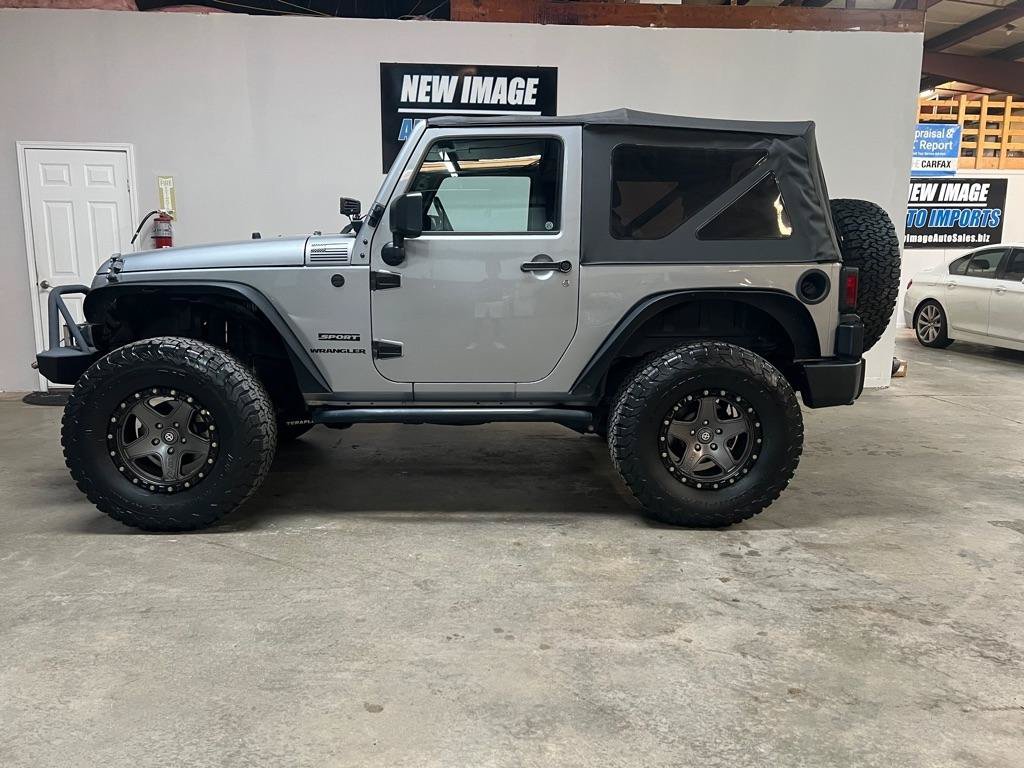 Used 2014 Jeep Wrangler Sport w/ Quick Order Package 23S AWD/4WD image 6