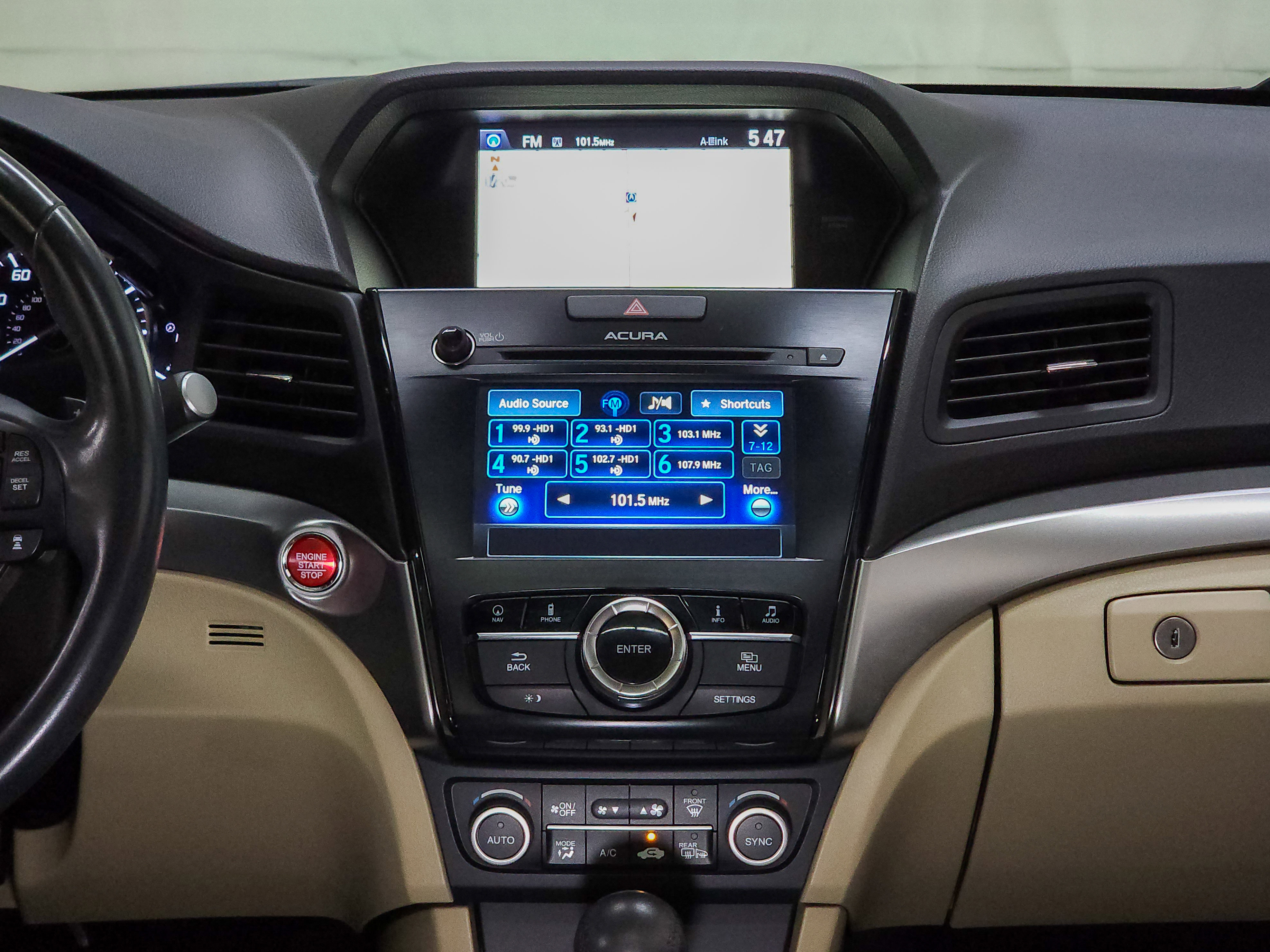 Used 2018 Acura ILX w/ Premium Package image 33