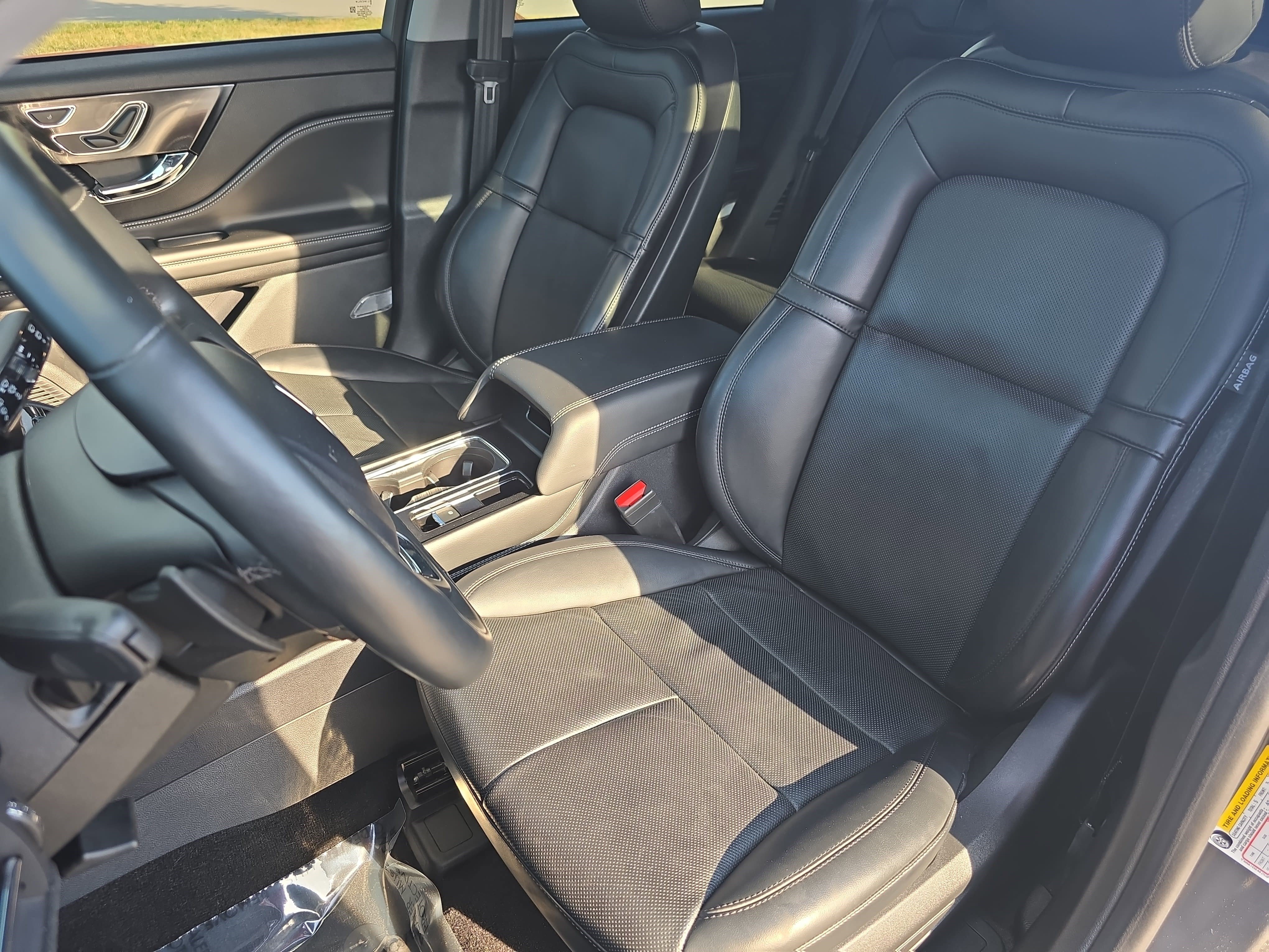Certified 2022 Lincoln Corsair AWD w/ Premium Package image 15