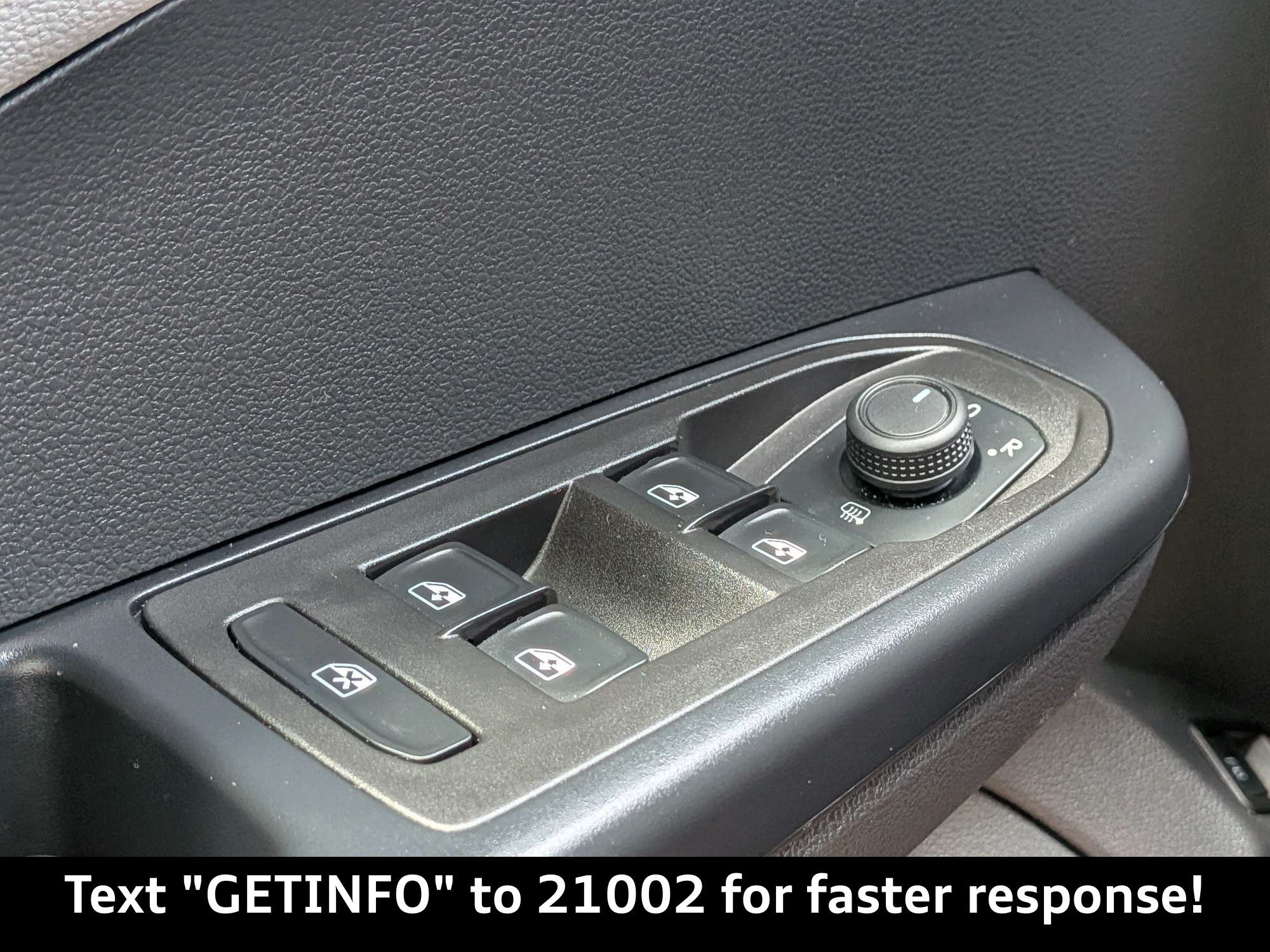 Used 2024 Volkswagen Taos SE FWD image 27