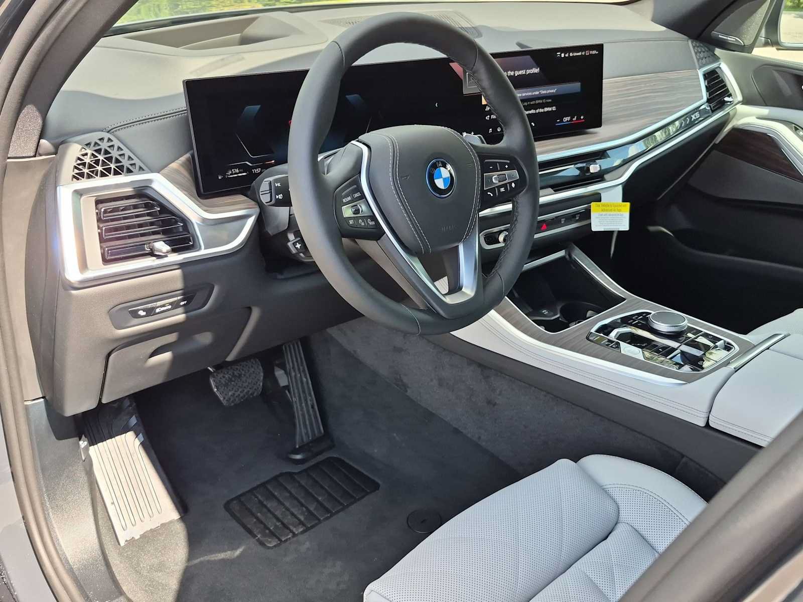New 2026 BMW X5 xDrive50e AWD/4WD image 10