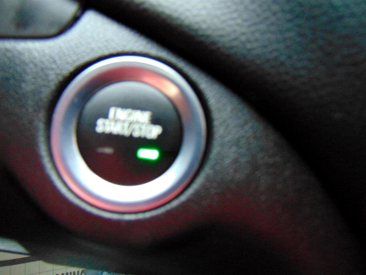 Used 2024 Chevrolet Equinox LT image 42