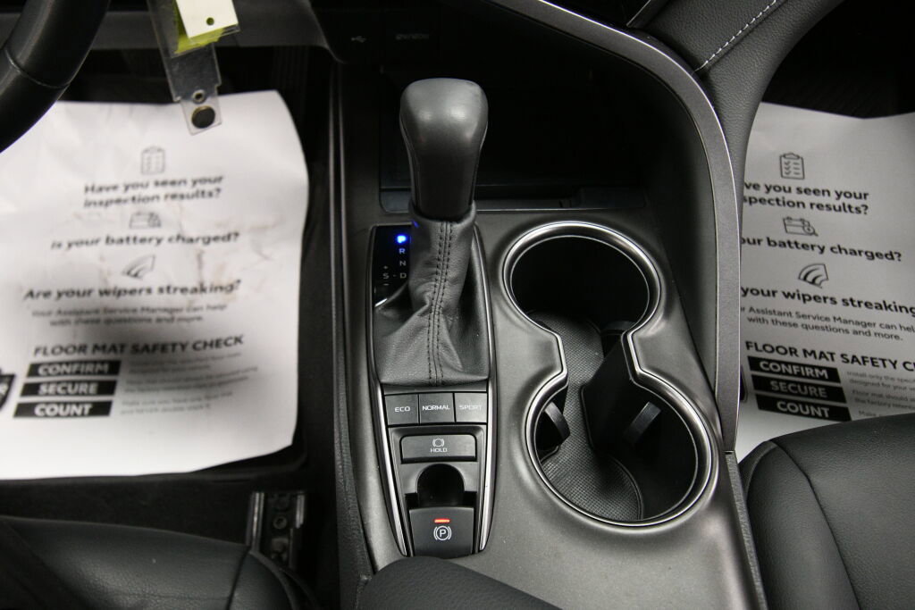 Certified 2023 Toyota Camry SE image 24