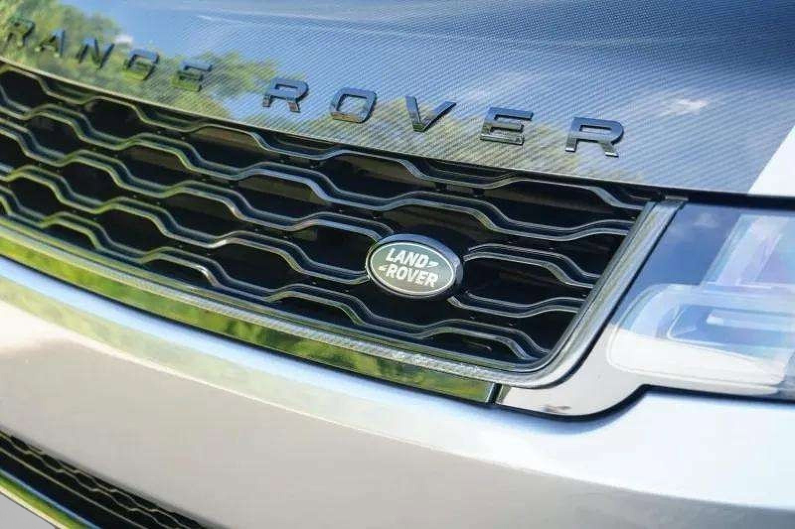 Used 2022 Land Rover Range Rover Sport SVR Carbon Edition image 68