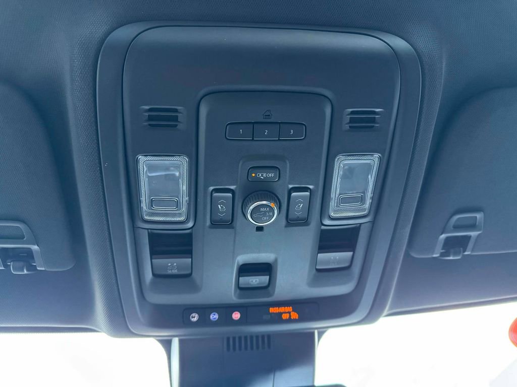 Used 2023 Chevrolet Tahoe RST w/ Luxury Package image 34