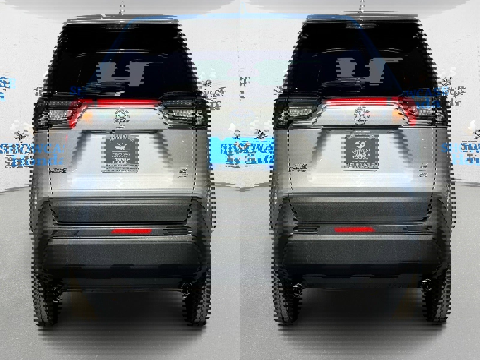 Used 2024 Toyota RAV4 LE image 7