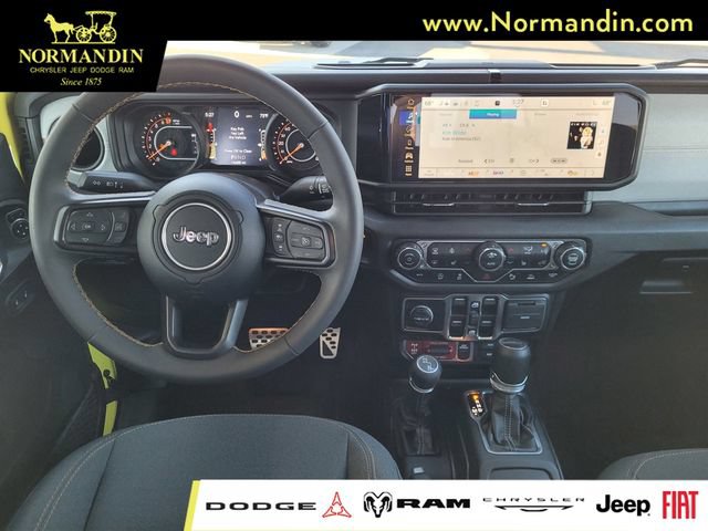 Used 2024 Jeep Gladiator Sport AWD/4WD image 7