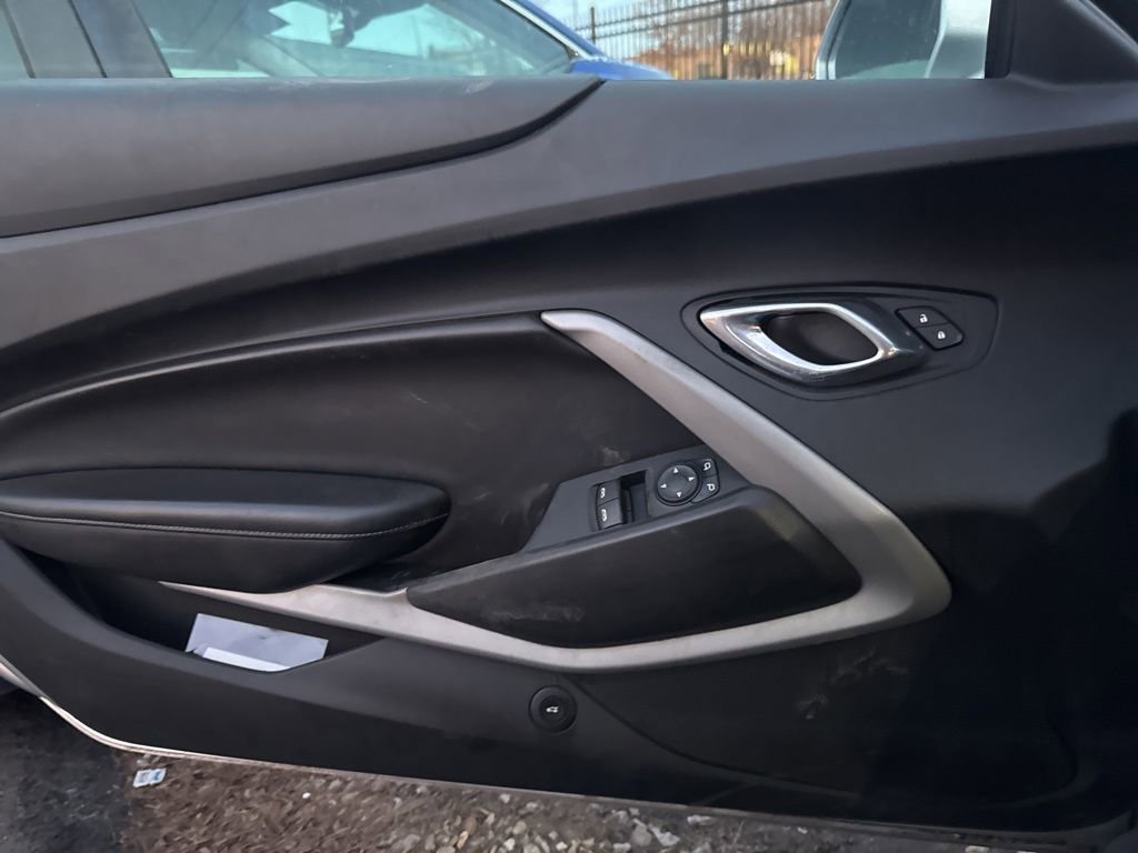Used 2018 Chevrolet Camaro LT image 9
