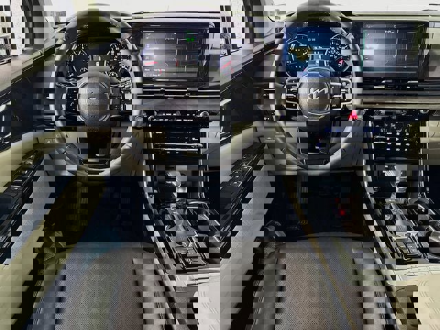 Certified 2024 Kia Carnival EX image 24