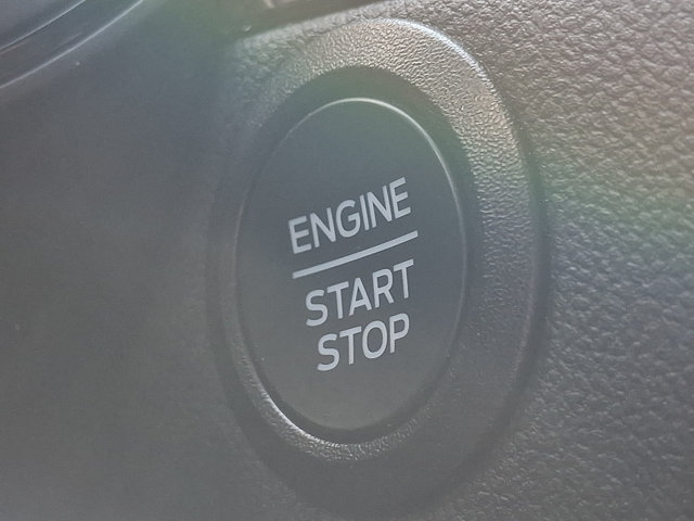 Used 2025 Ford Escape ST-Line FWD image 23