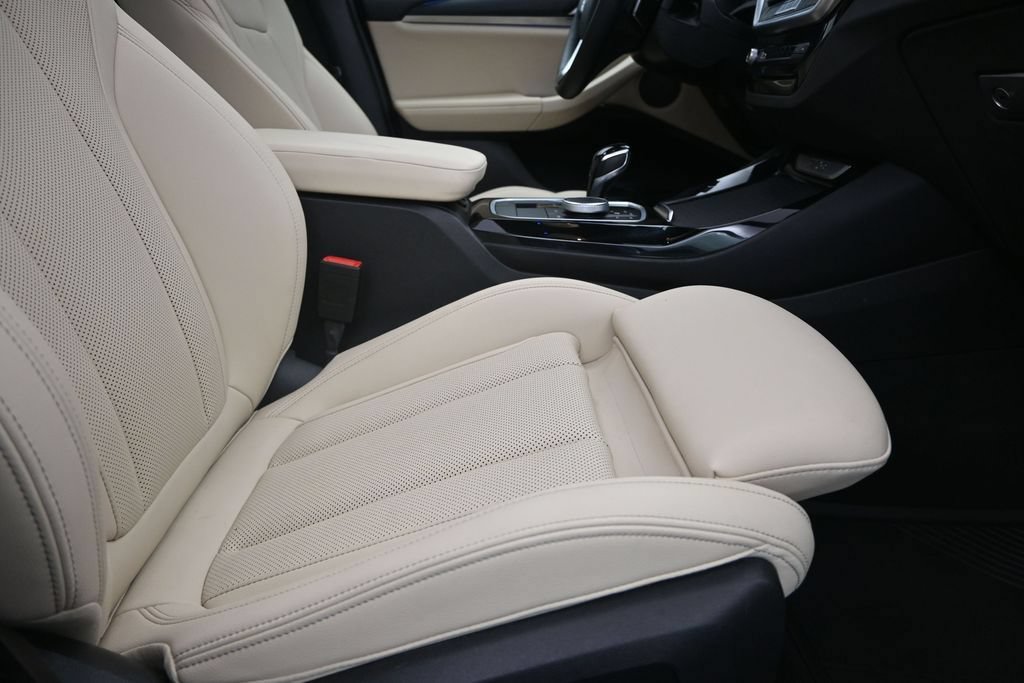 Certified 2024 BMW X3 sDrive30i w/ Premium Package RWD image 25