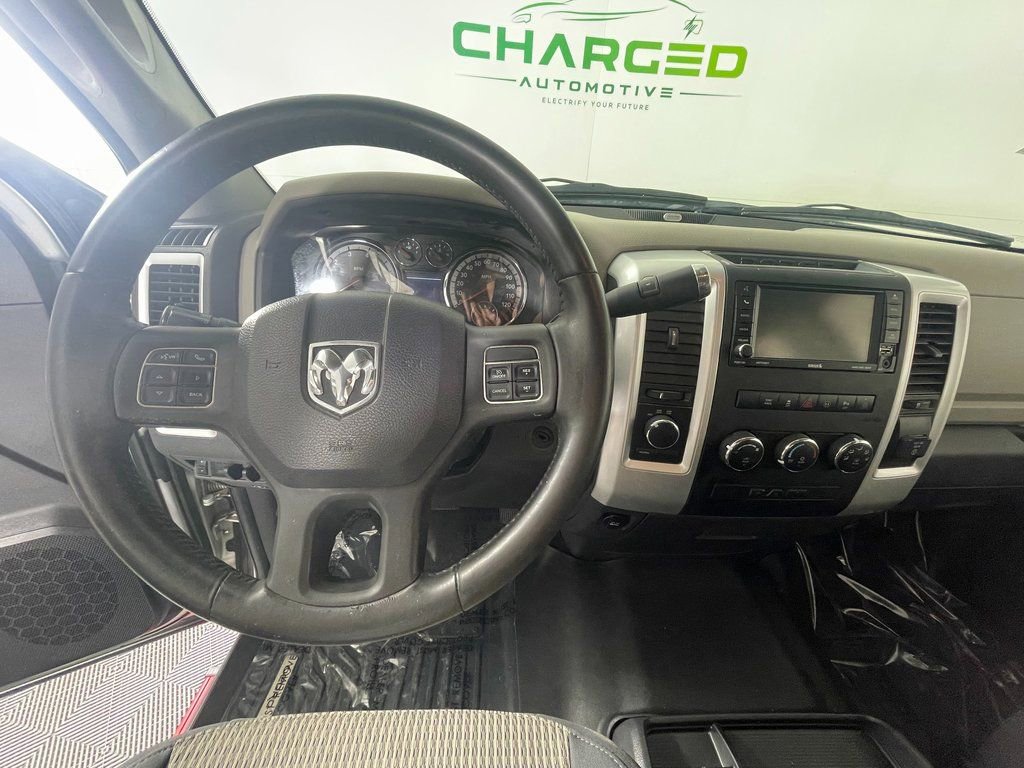 Used 2012 RAM 2500 SLT w/ Technology Group AWD/4WD image 14