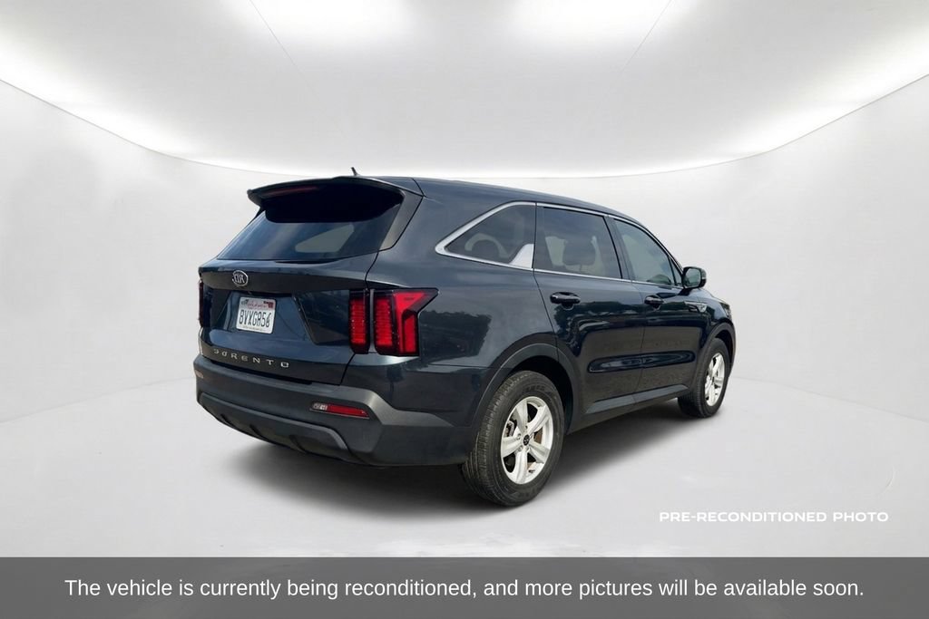 Used 2021 Kia Sorento LX FWD image 6
