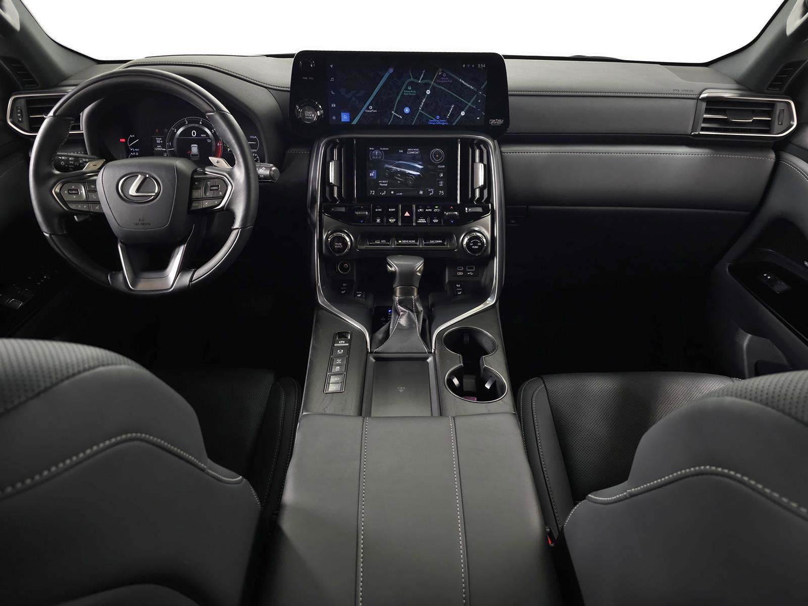 Used 2024 Lexus LX 600 4WD w/ Appearance Package image 15