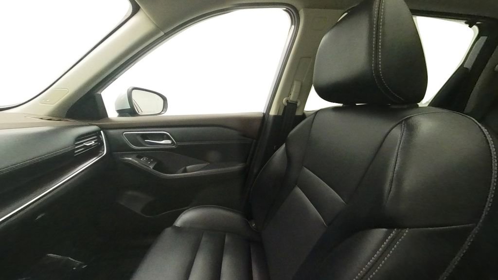 Certified 2021 Nissan Rogue SL w/ Premium Package image 30