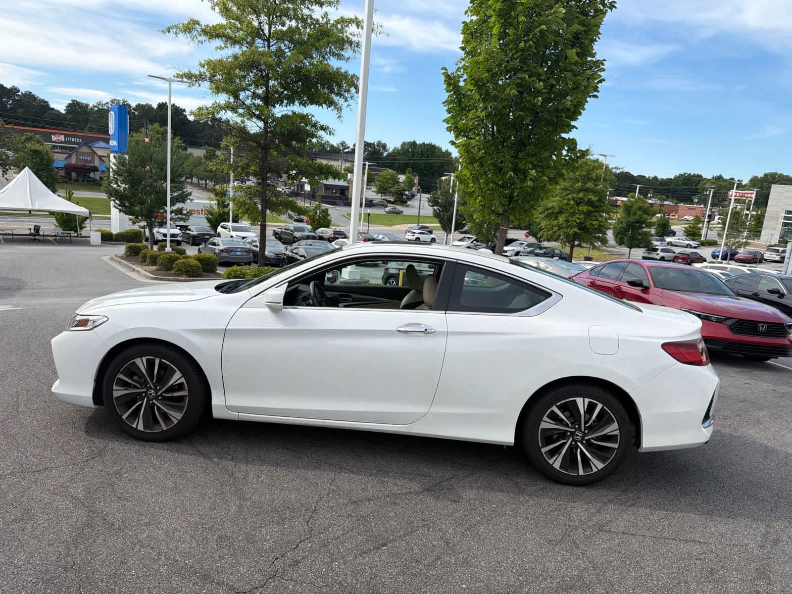 Used 2016 Honda Accord EX-L image 8