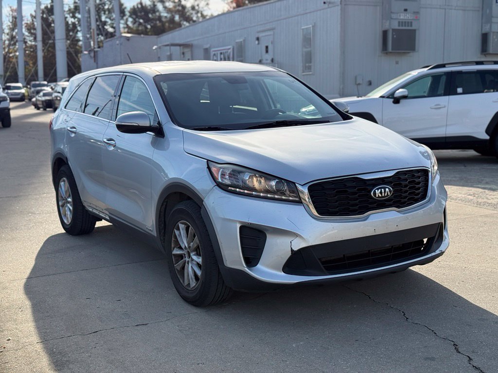 Used 2019 Kia Sorento AWD V6 image 4