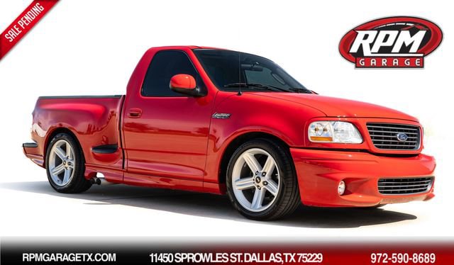 Used 2004 Ford F150 Lightning image 1