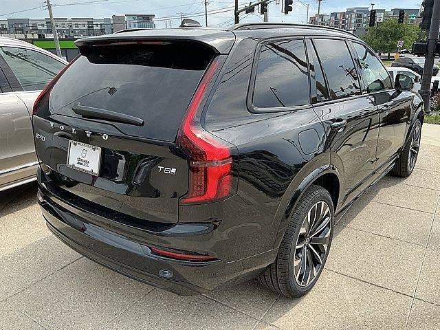 New 2026 Volvo XC90 T8 Ultra w/ Protection Package AWD/4WD image 6