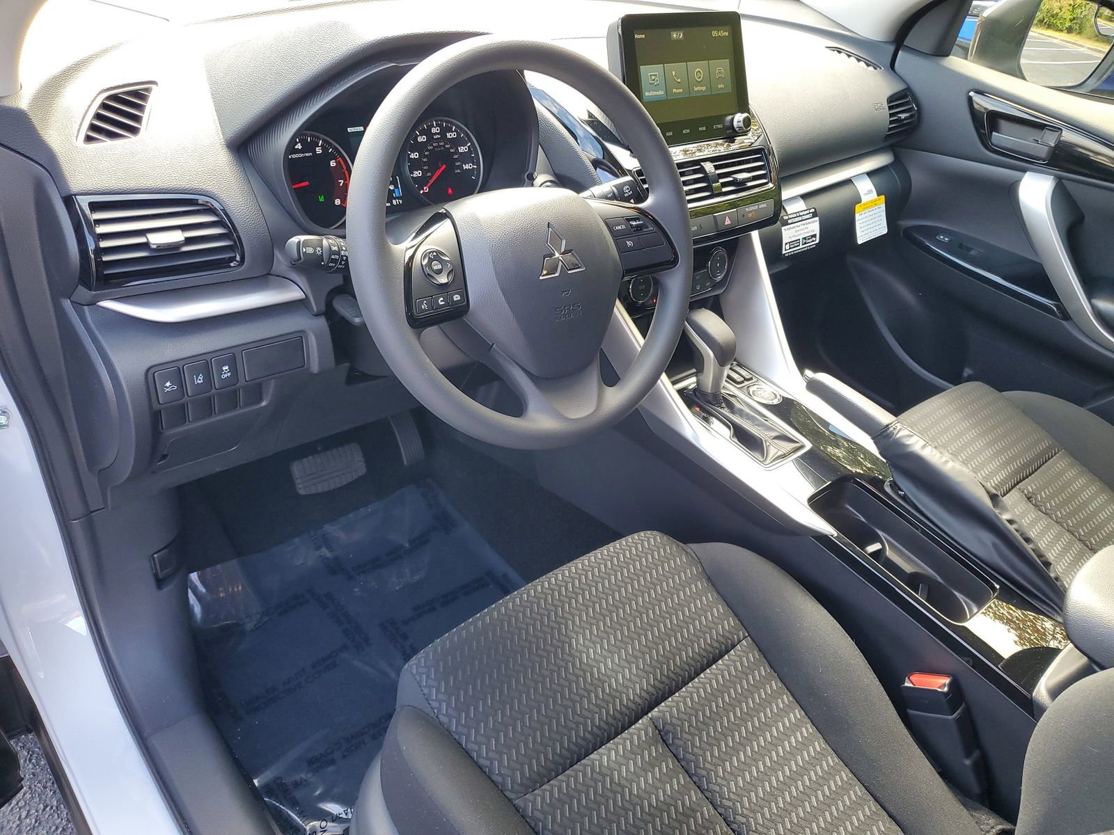 New 2026 Mitsubishi Eclipse Cross LE AWD/4WD image 6