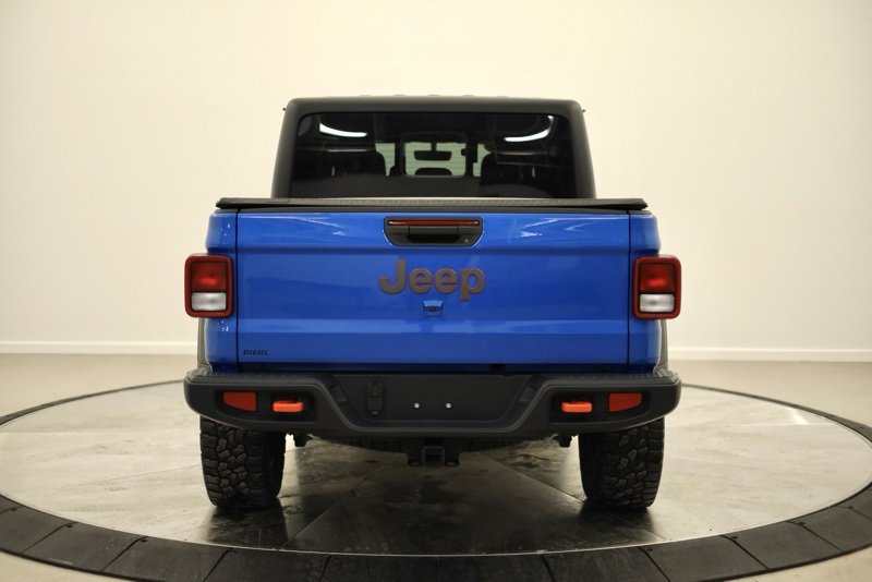 Used 2023 Jeep Gladiator Mojave w/ Cold Weather Group image 4