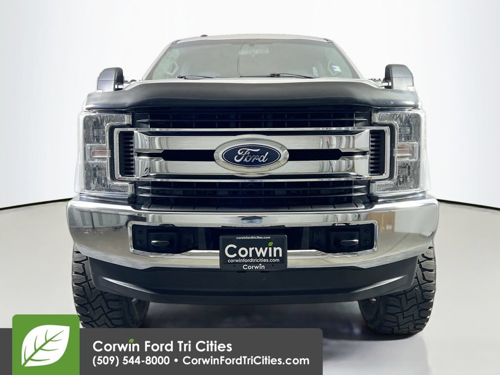 Used 2019 Ford F250 XLT AWD/4WD image 4
