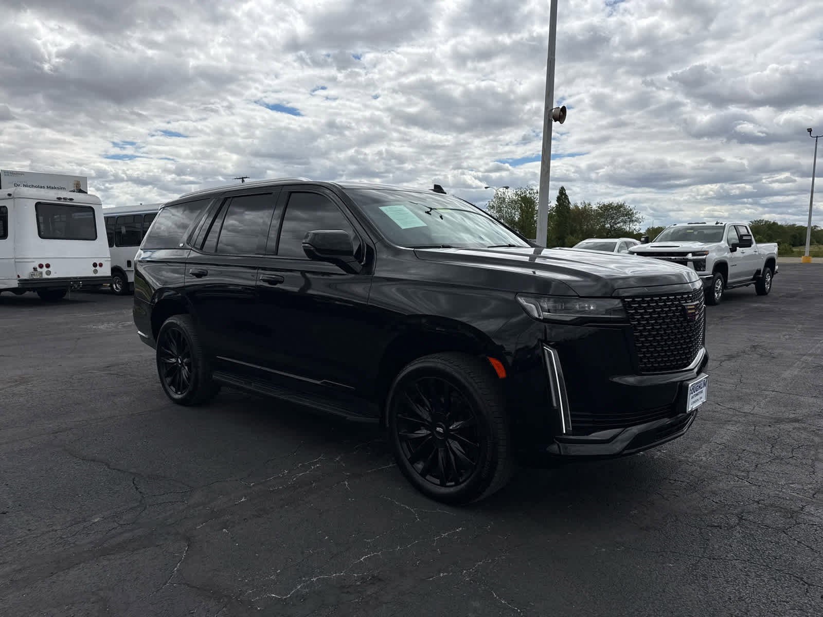 Certified 2021 Cadillac Escalade Premium Luxury w/ Driver Assist Tech Package AWD/4WD image 7