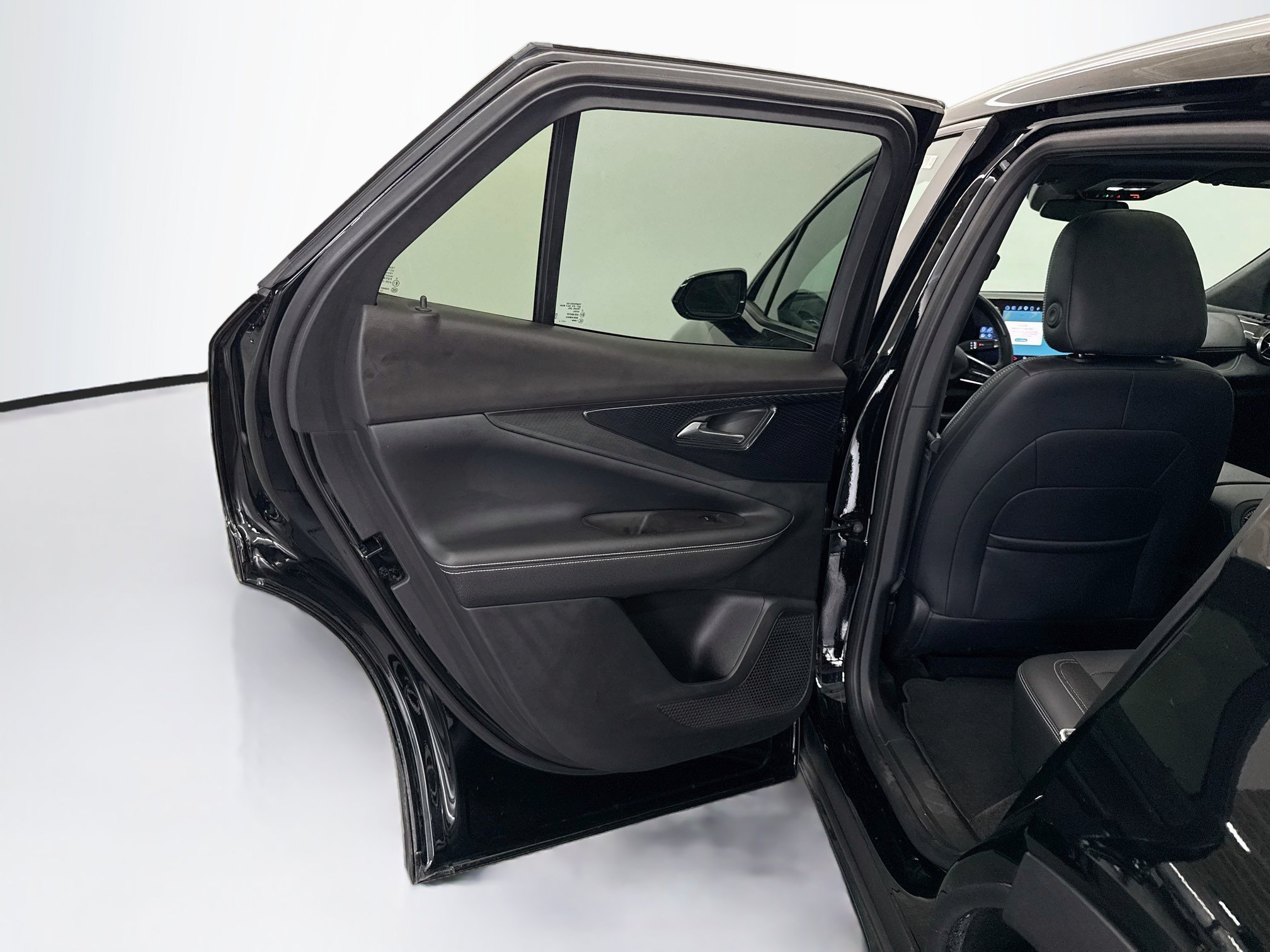 Used 2024 Chevrolet Blazer EV LT AWD/4WD image 27