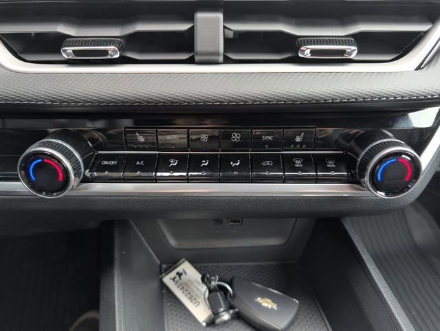 Certified 2026 Chevrolet Equinox LT image 18