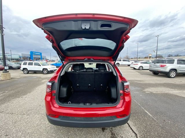 Used 2019 Jeep Compass Limited image 30