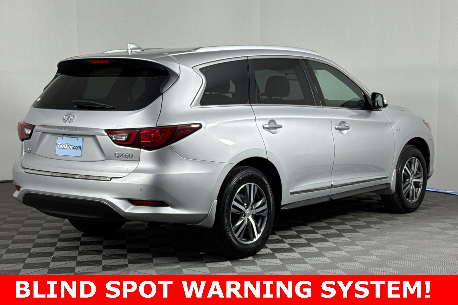 Used 2020 INFINITI QX60 Luxe w/ Essential Package image 4