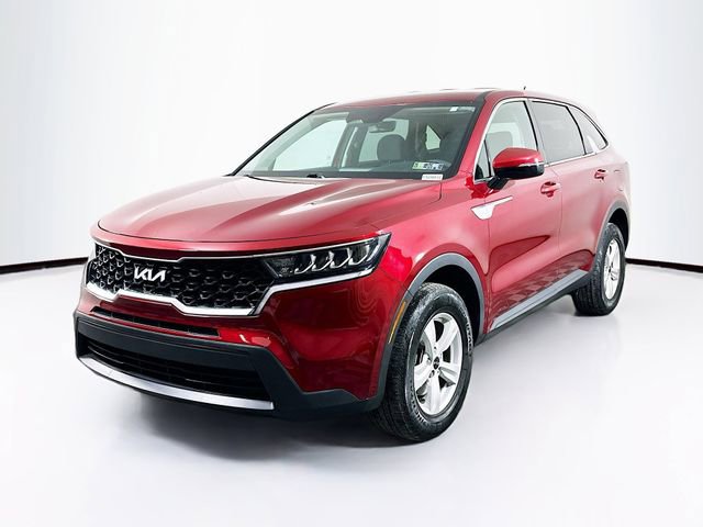 Used 2022 Kia Sorento LX image 3