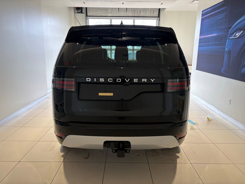 New 2026 Land Rover Discovery Limited Edition AWD/4WD image 3