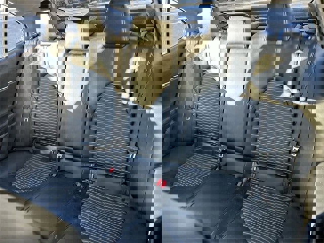 Used 2020 Toyota Camry SE image 23