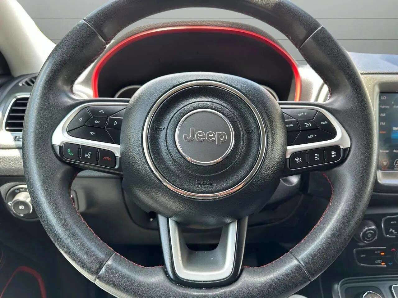 Used 2021 Jeep Compass Trailhawk image 38