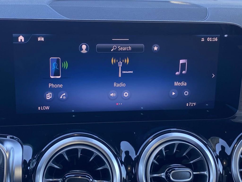 Certified 2025 Mercedes-Benz GLB 250 image 28