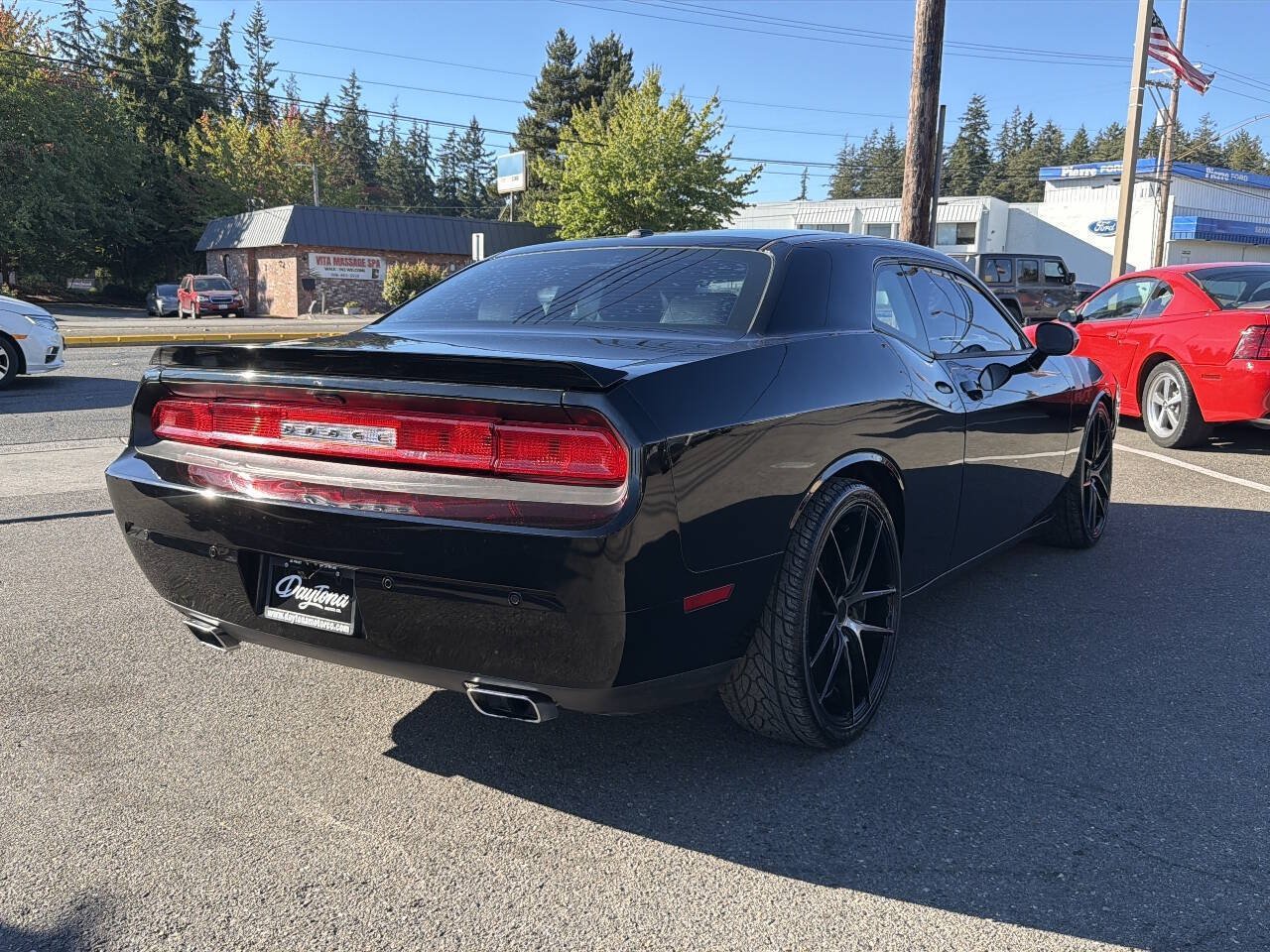 Used 2013 Dodge Challenger R/T Plus RWD image 7