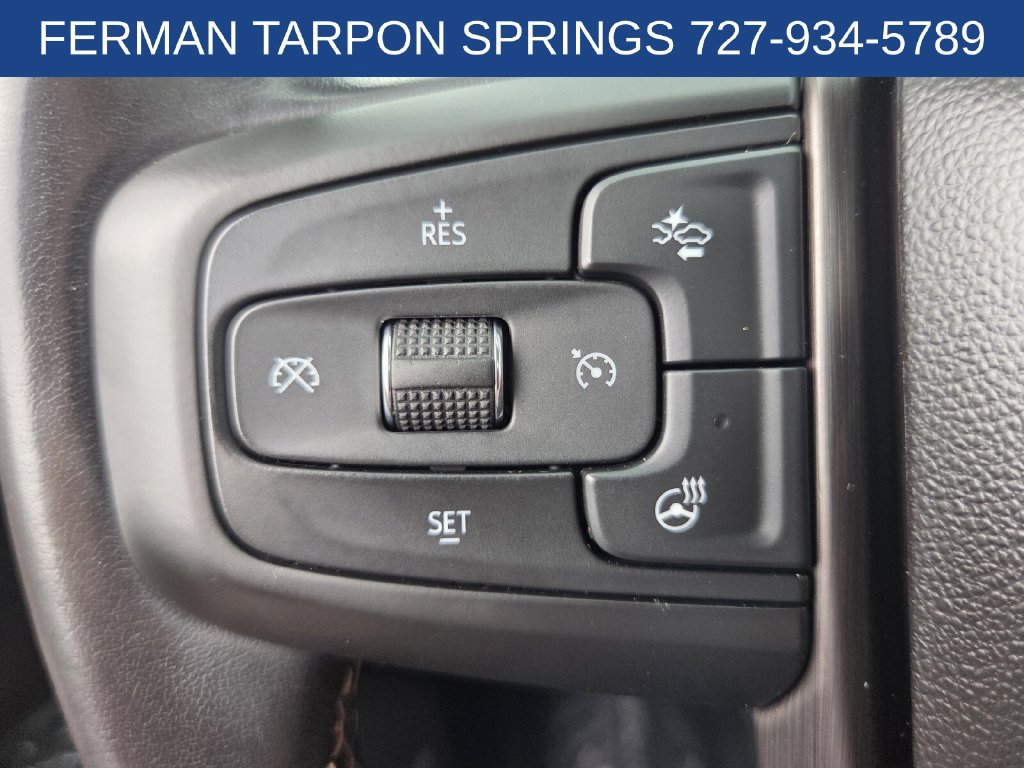 Used 2022 GMC Yukon XL AT4 w/ Technology Package AWD/4WD image 31