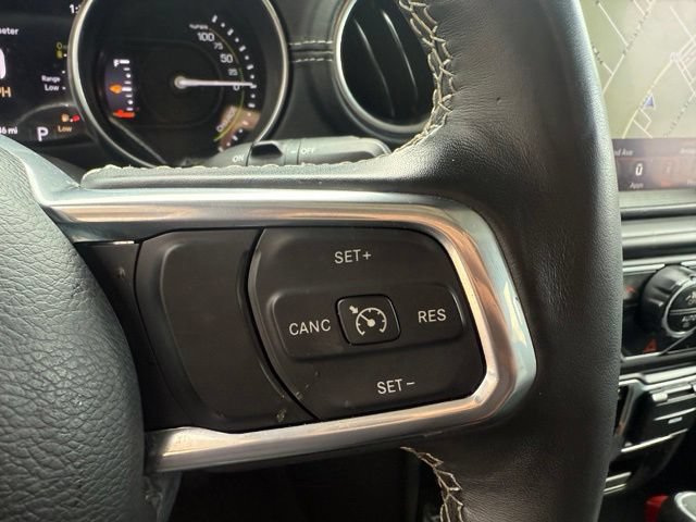 Used 2023 Jeep Wrangler Unlimited Sahara AWD/4WD image 33