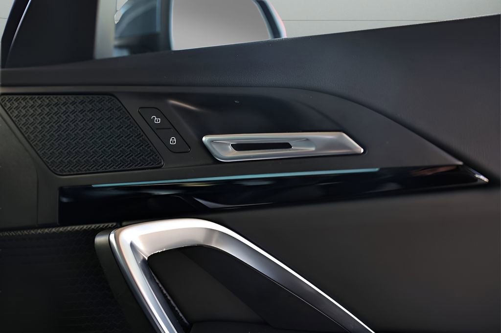 Used 2023 BMW X1 xDrive28i w/ Convenience Package image 64