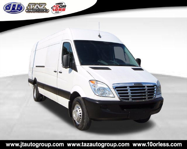Used 2013 Freightliner Sprinter 3500 RWD image 1