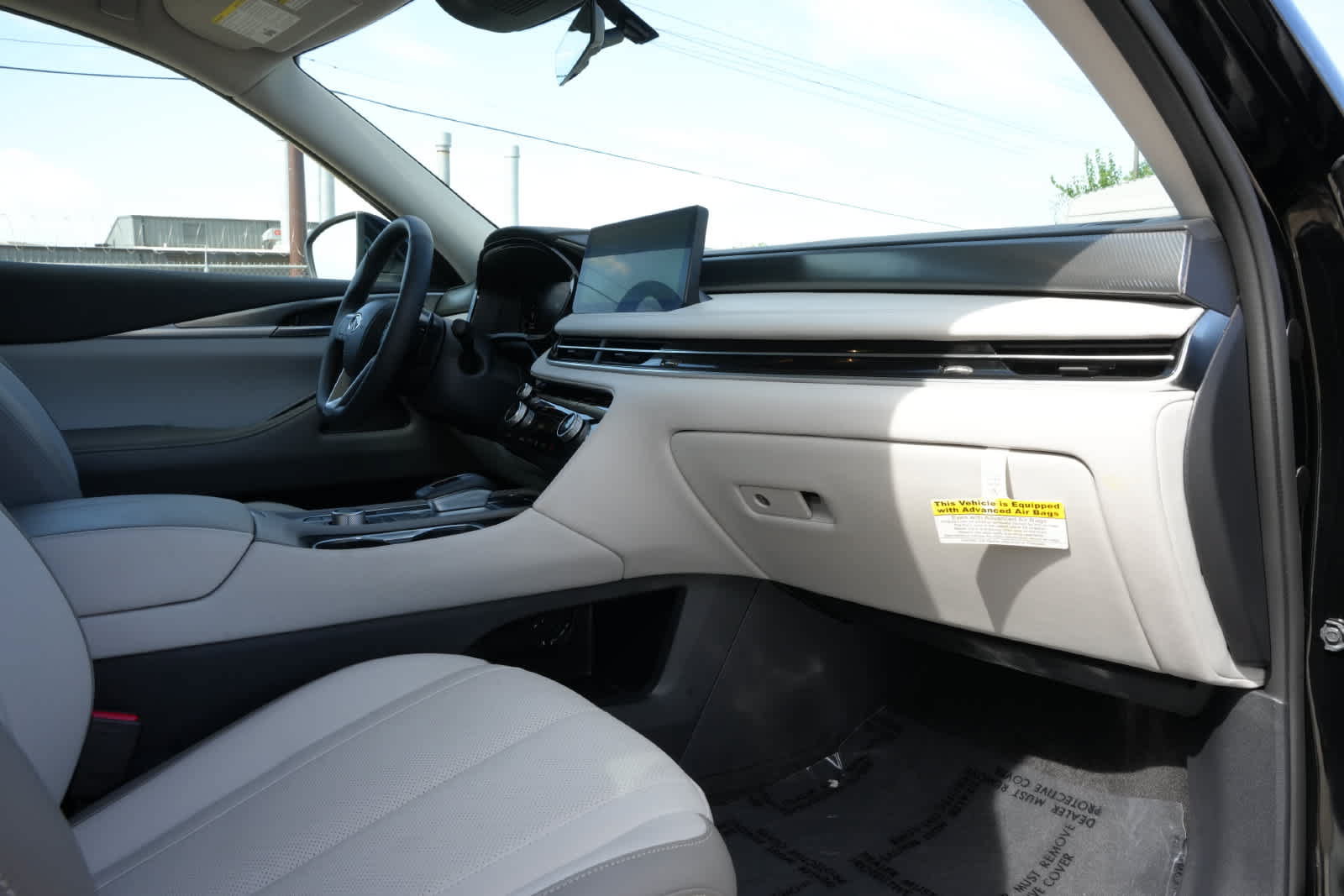 Certified 2027 INFINITI QX60 Pure w/ Cargo Package FWD image 22