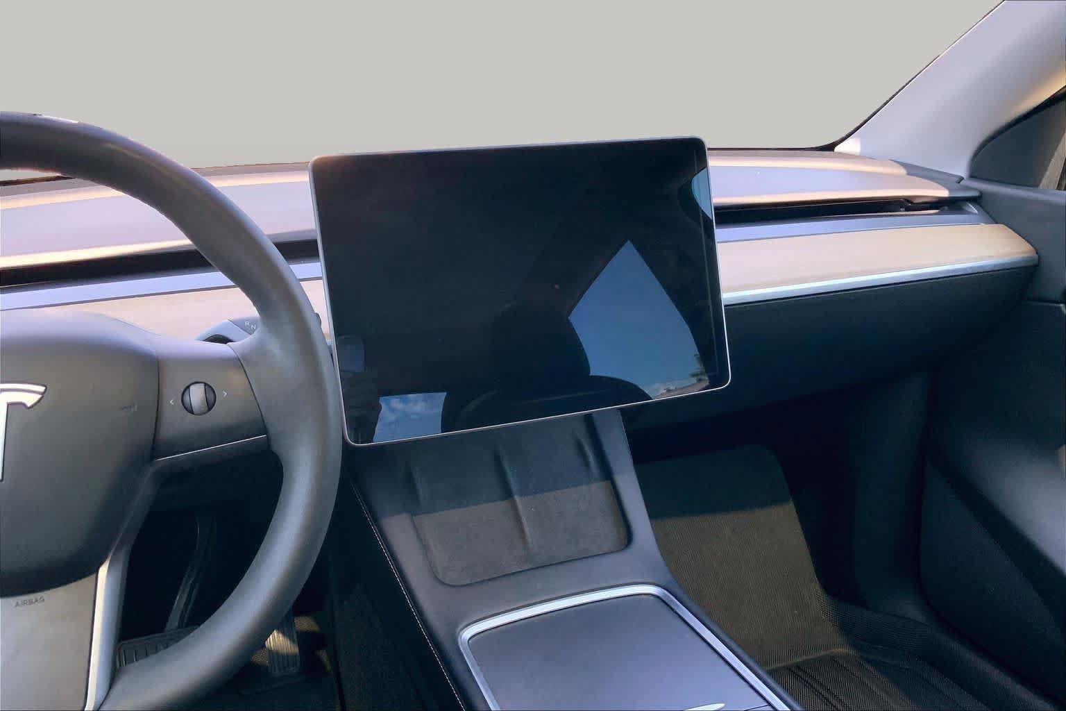 Used 2021 Tesla Model Y Long Range AWD/4WD image 6