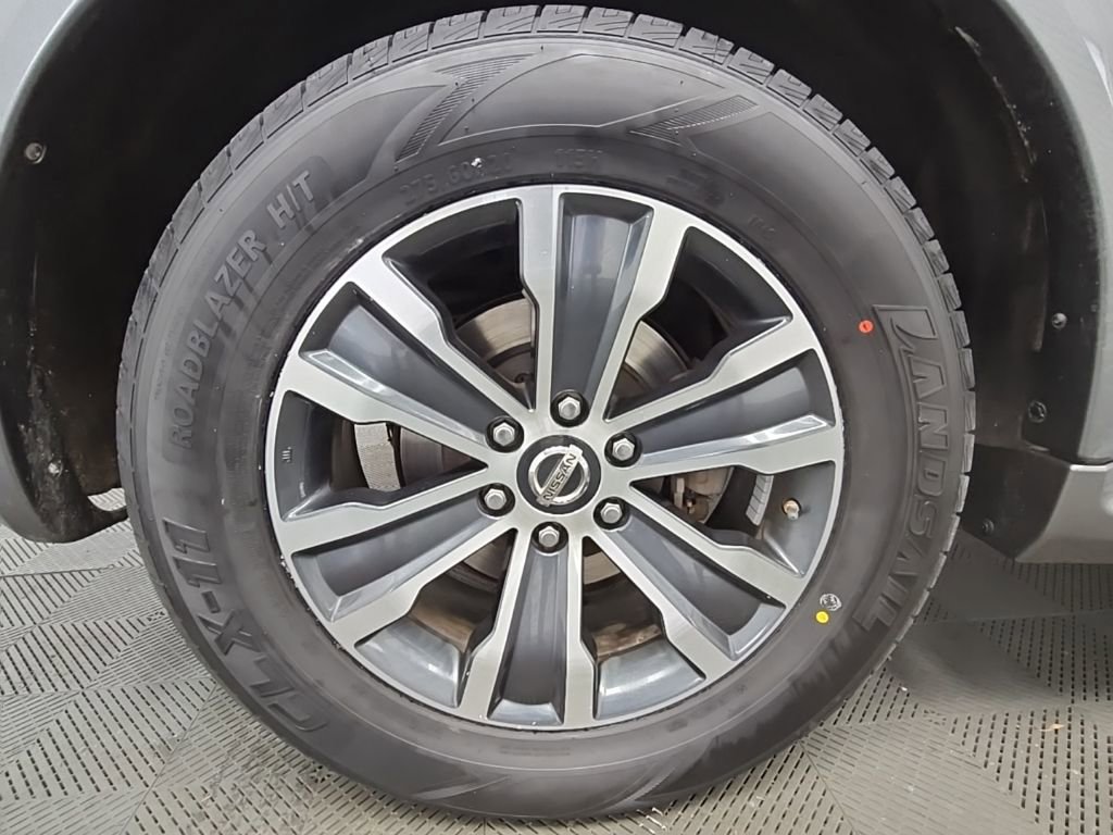 Used 2020 Nissan Armada SL w/ Premium Package image 54