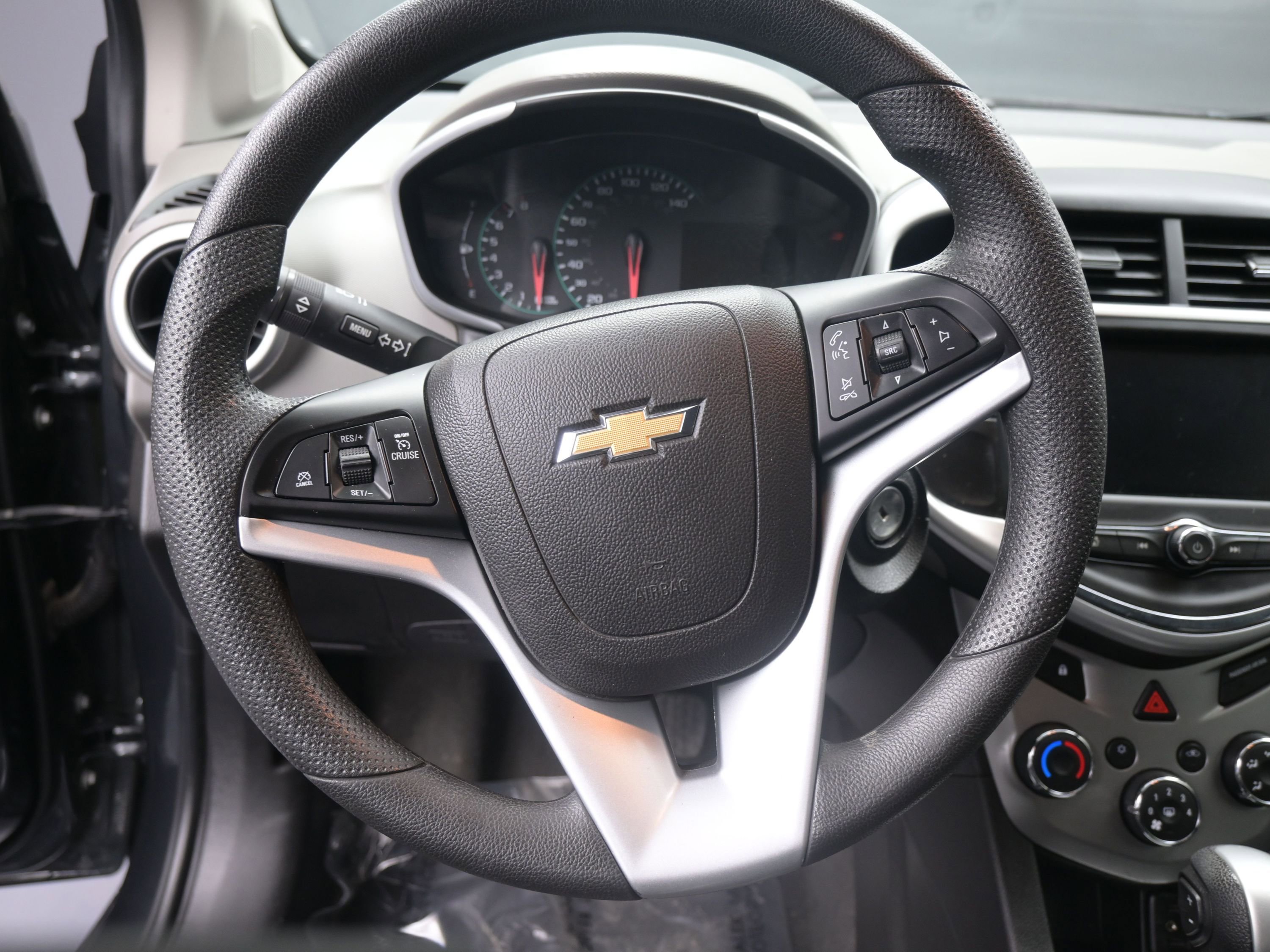 Used 2020 Chevrolet Sonic LT image 14