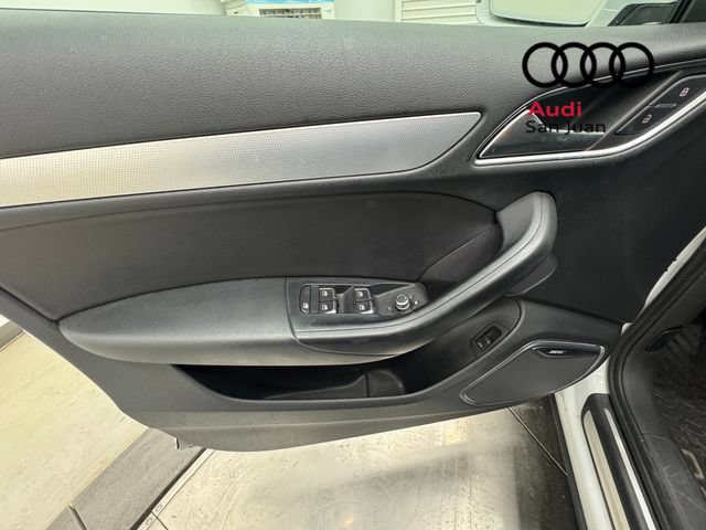 Used 2017 Audi Q3 2.0T Prestige w/ Prestige Package AWD/4WD image 34
