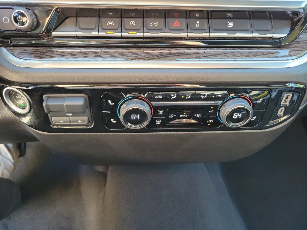 Used 2025 Chevrolet Silverado 1500 LT AWD/4WD image 30