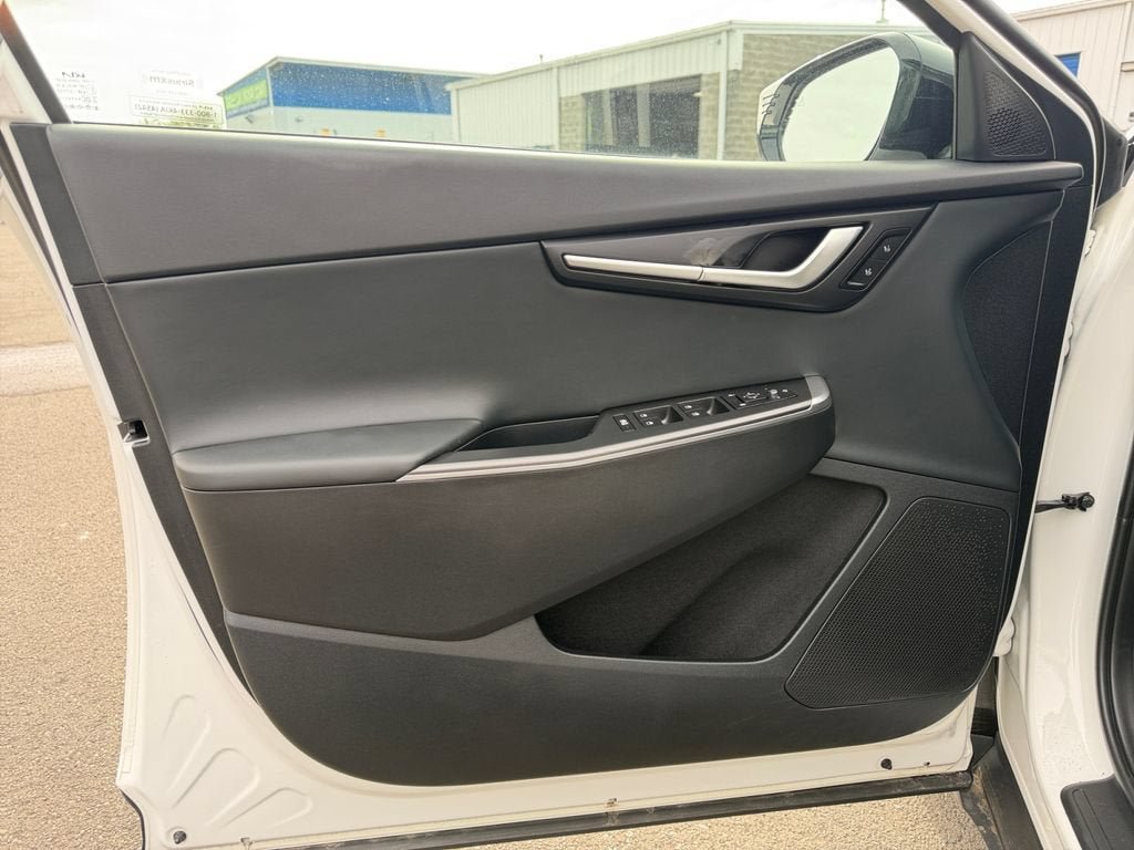 Used 2024 Kia EV6 Light AWD/4WD image 19